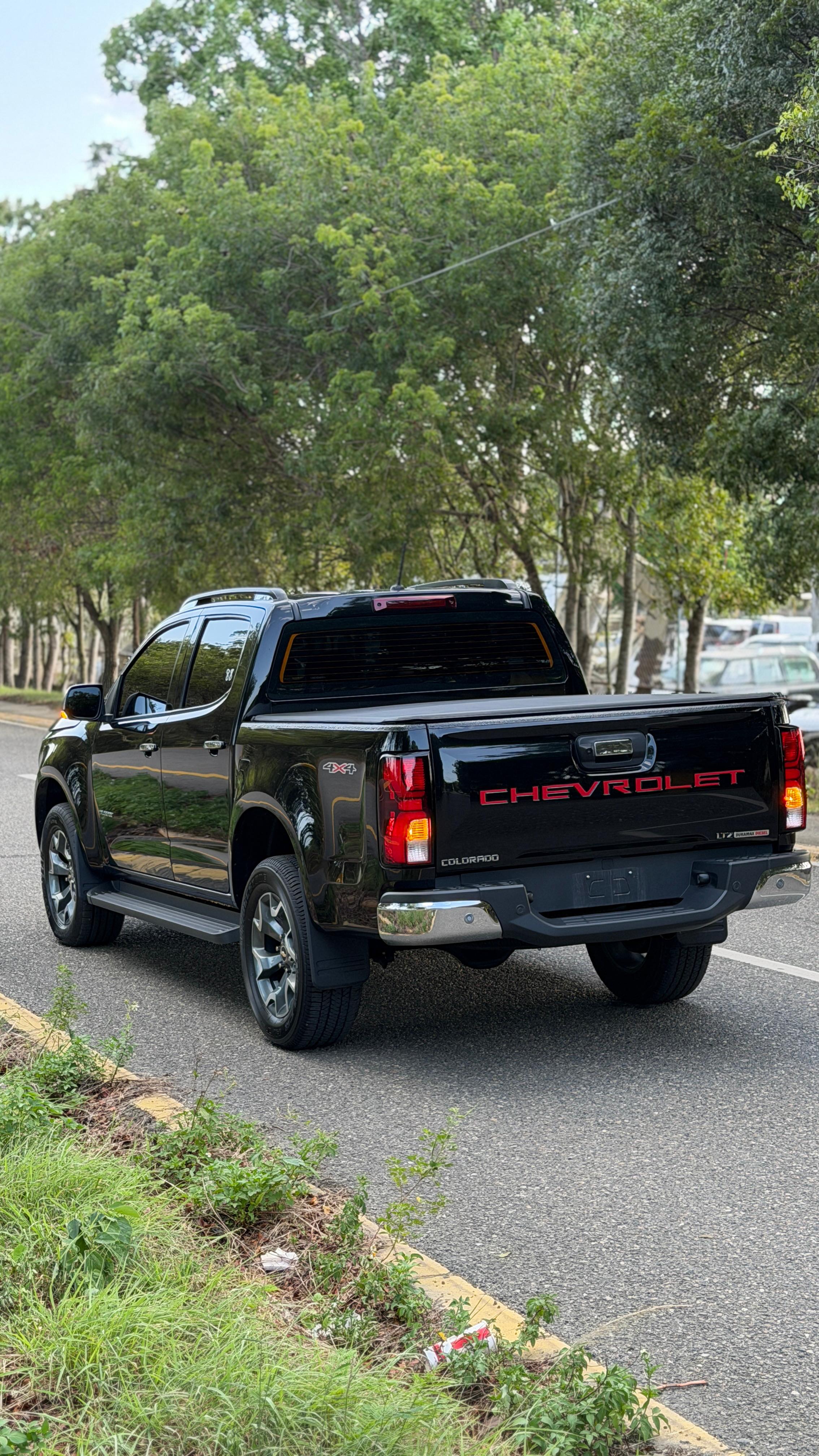 Vista 5 de Chevrolet Colorado Modelo LTZ 2025