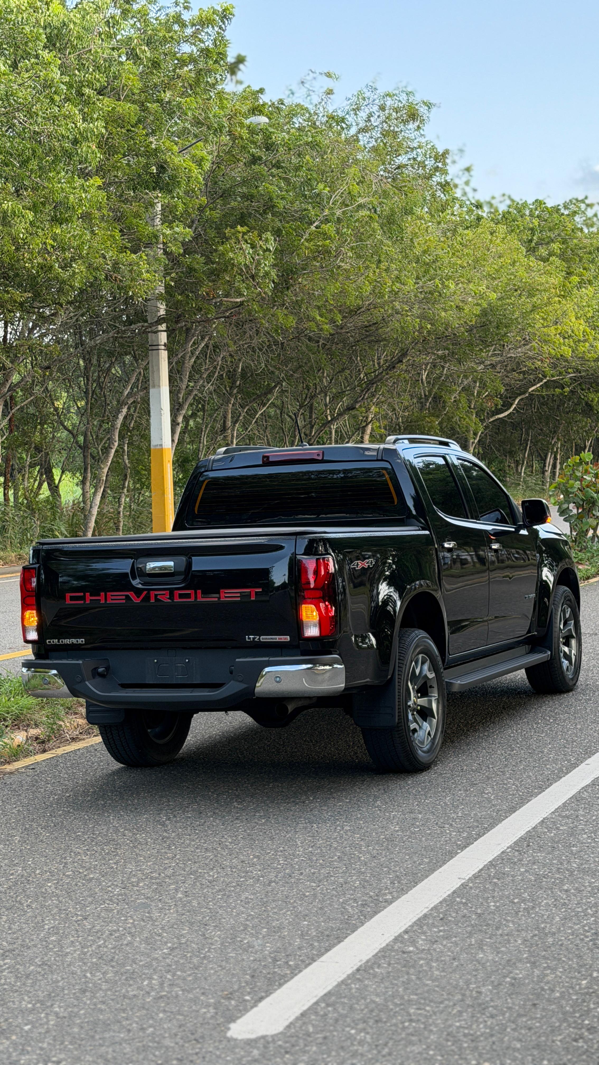Vista 4 de Chevrolet Colorado Modelo LTZ 2025