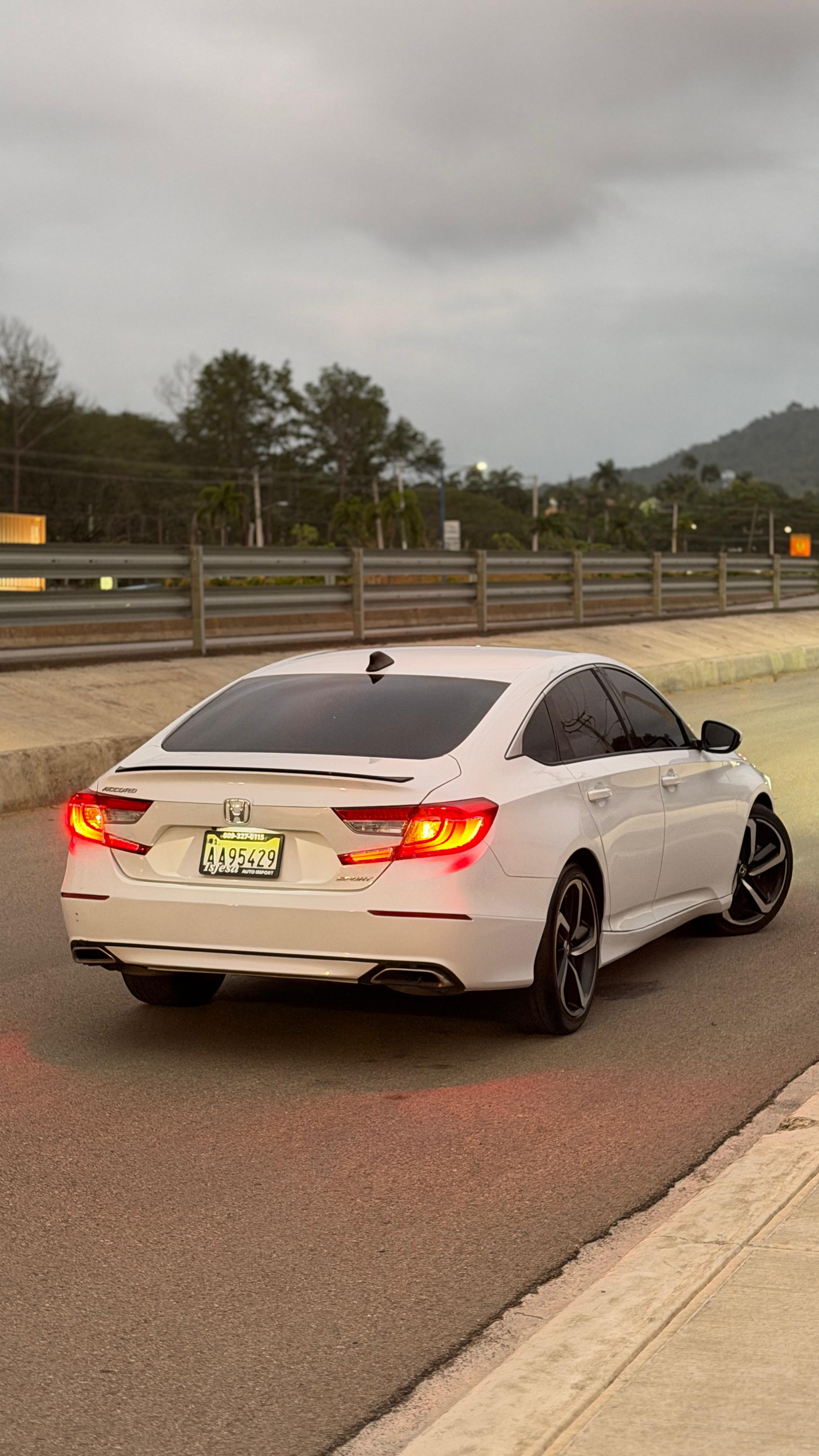 Vista 2 de Honda Accord Sport 2021