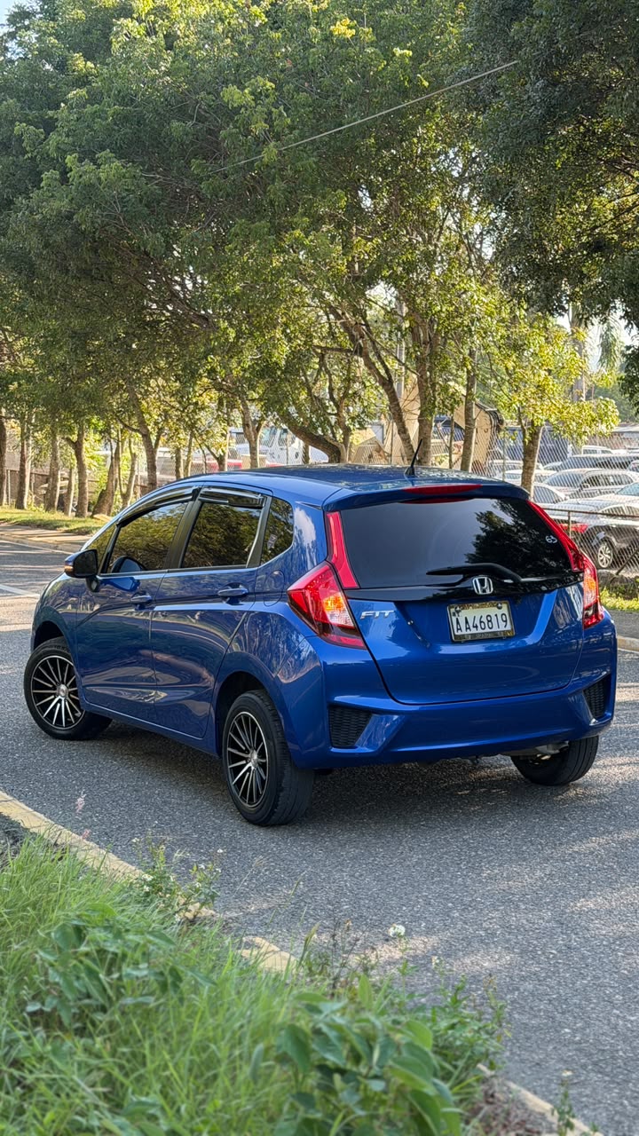 Vista 5 de Honda Fit 2018