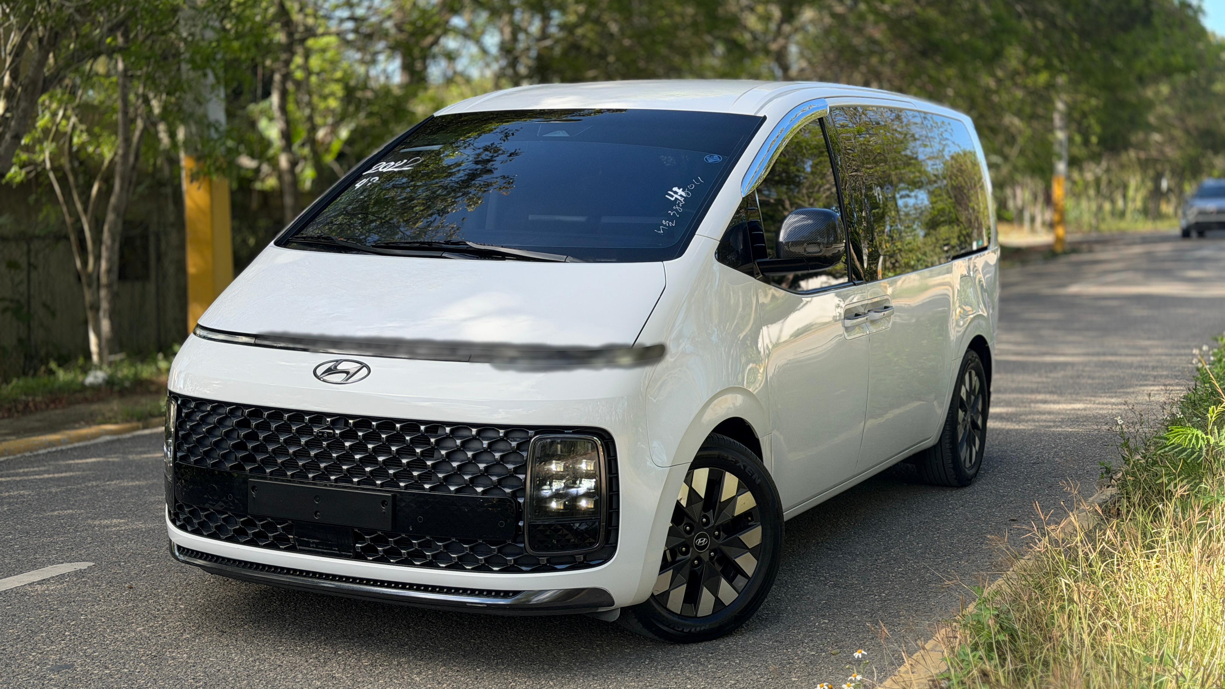 Hyundai Staria 2022