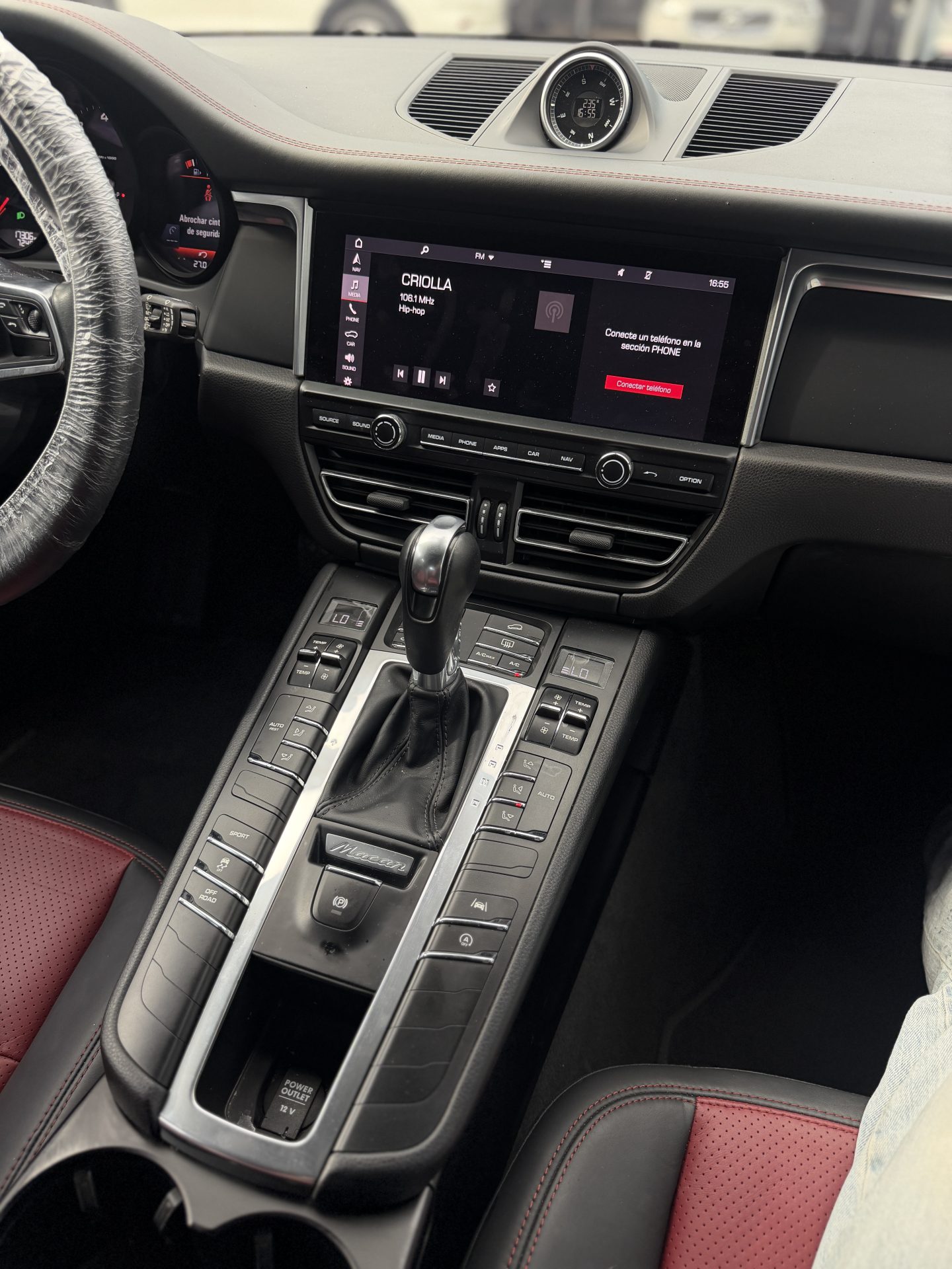 Vista 8 de Porsche Macan 2019