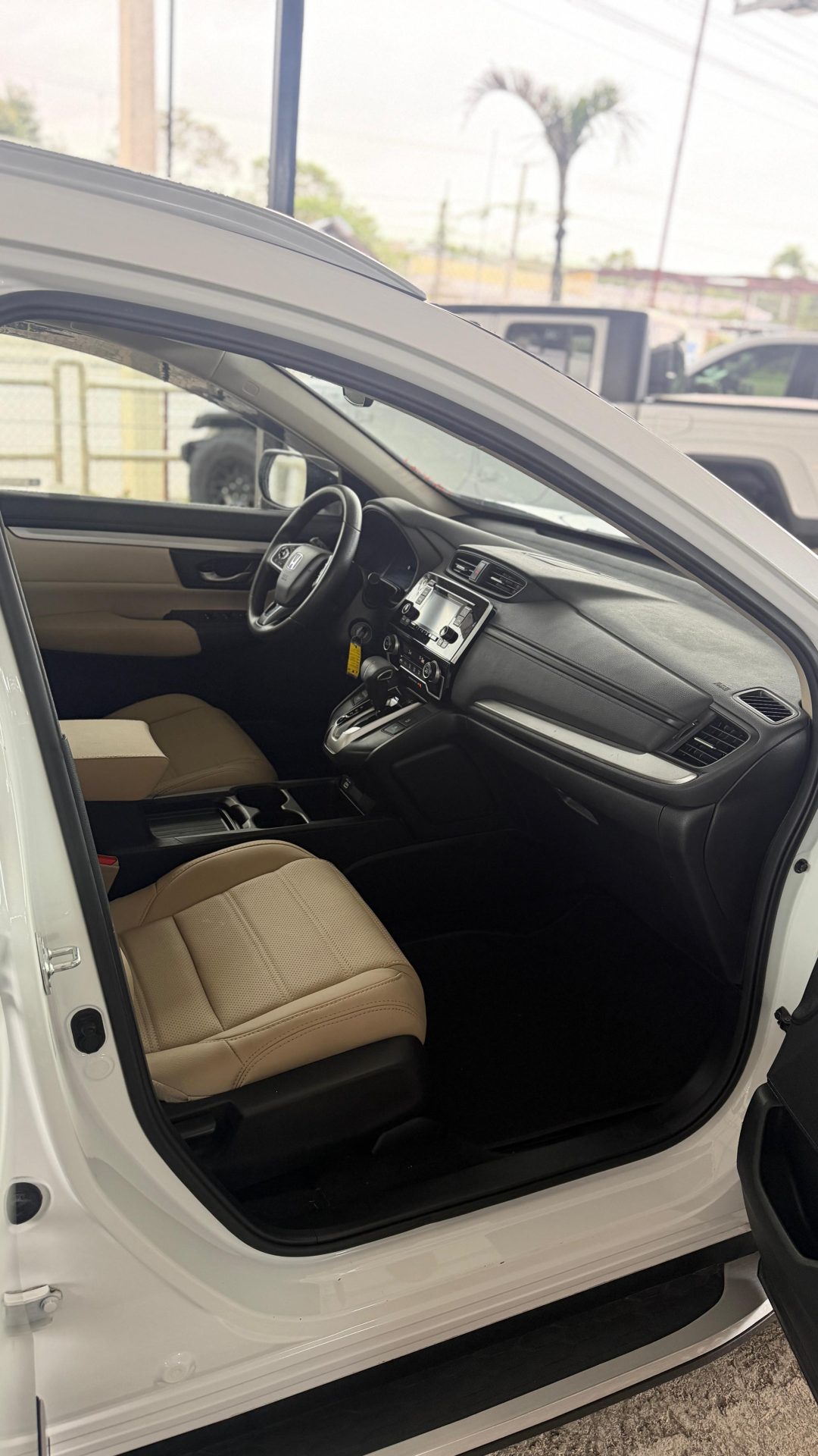 Vista 7 de Honda CR-V AWD LX 2020