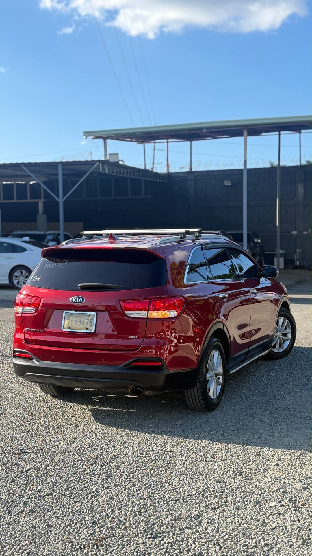 Vista 2 de Kia Sorento AWD EX 2016