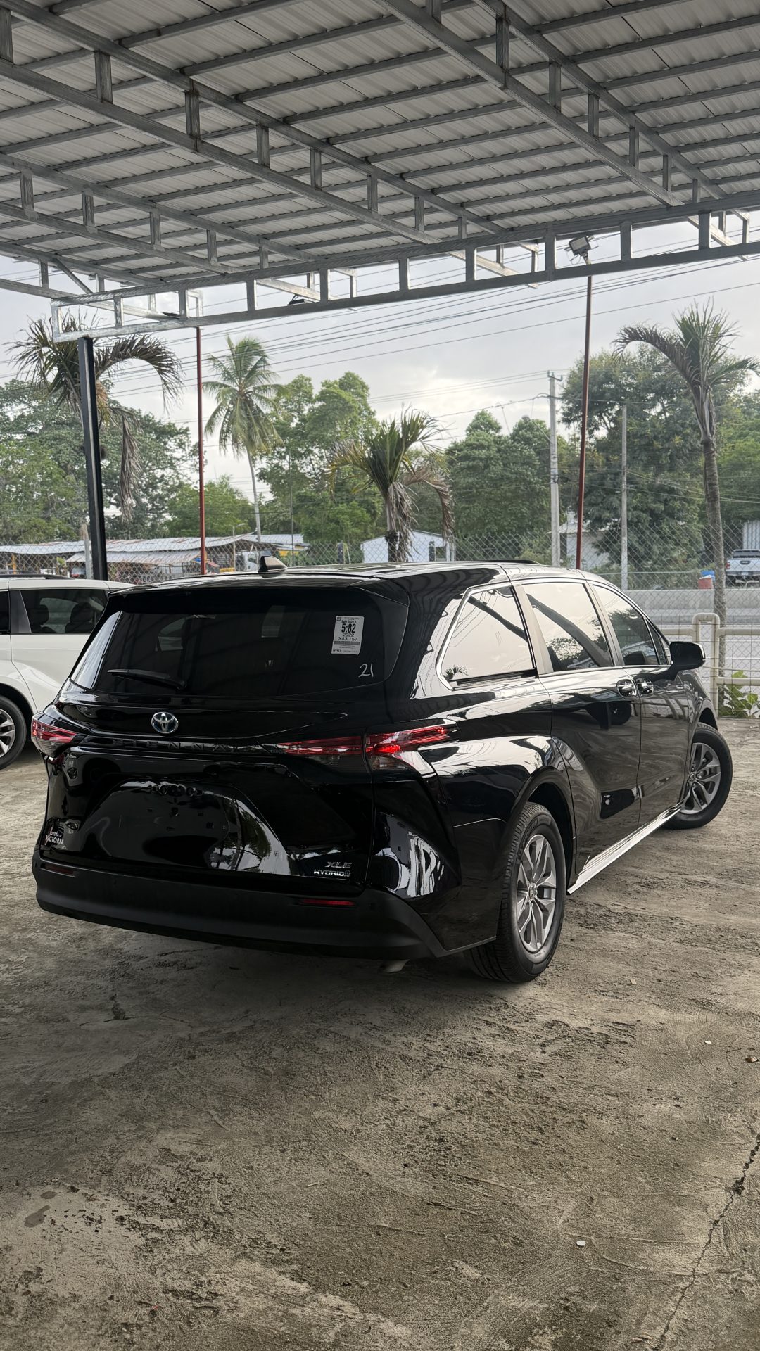 Vista 2 de Toyota Sienna 2022