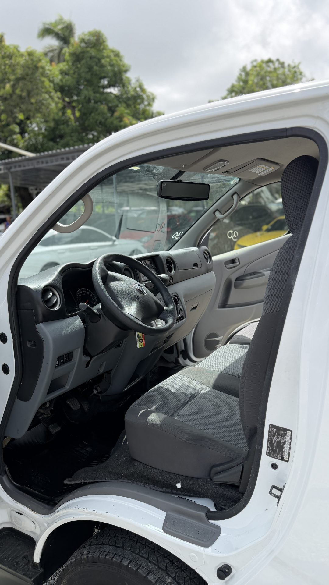 Vista 6 de Nissan Caravan NV350 2021