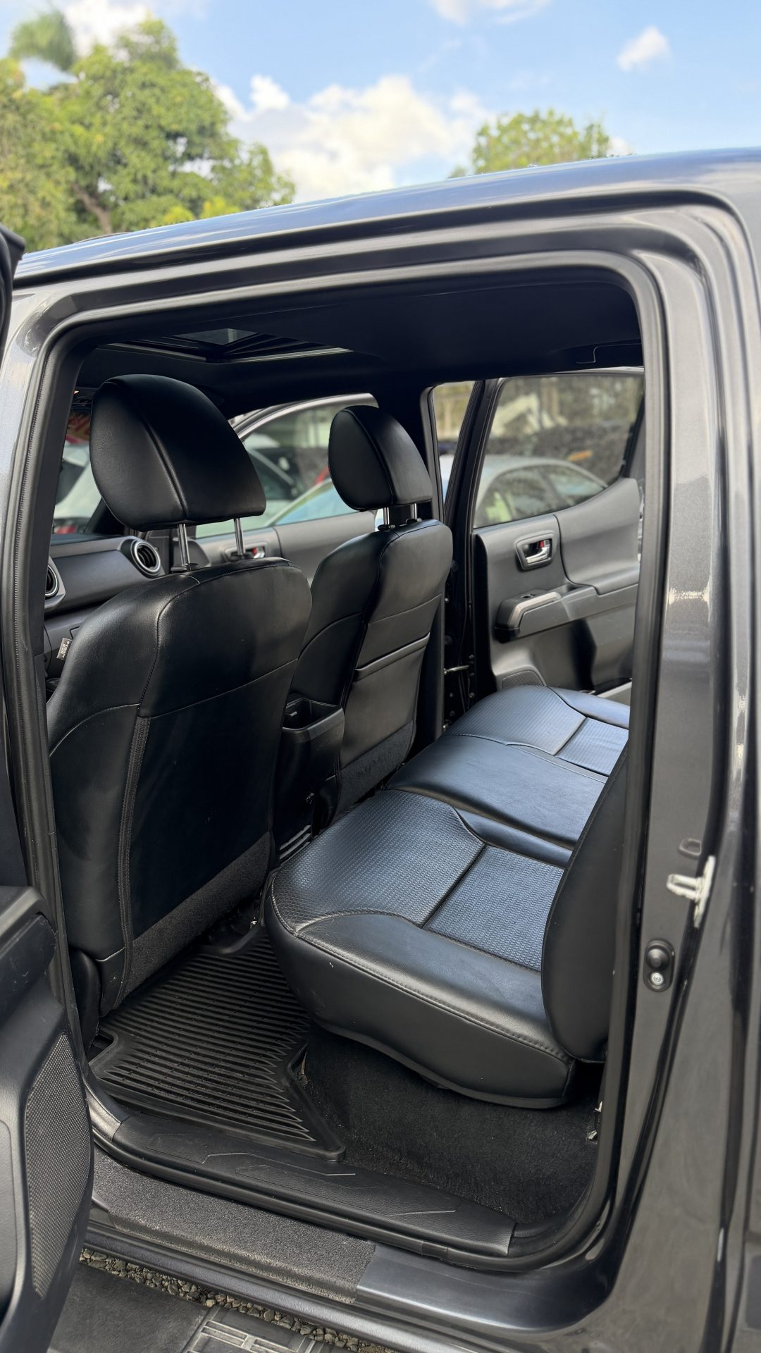 Vista 7 de Toyota Tacoma TRD OFF ROAD 2018