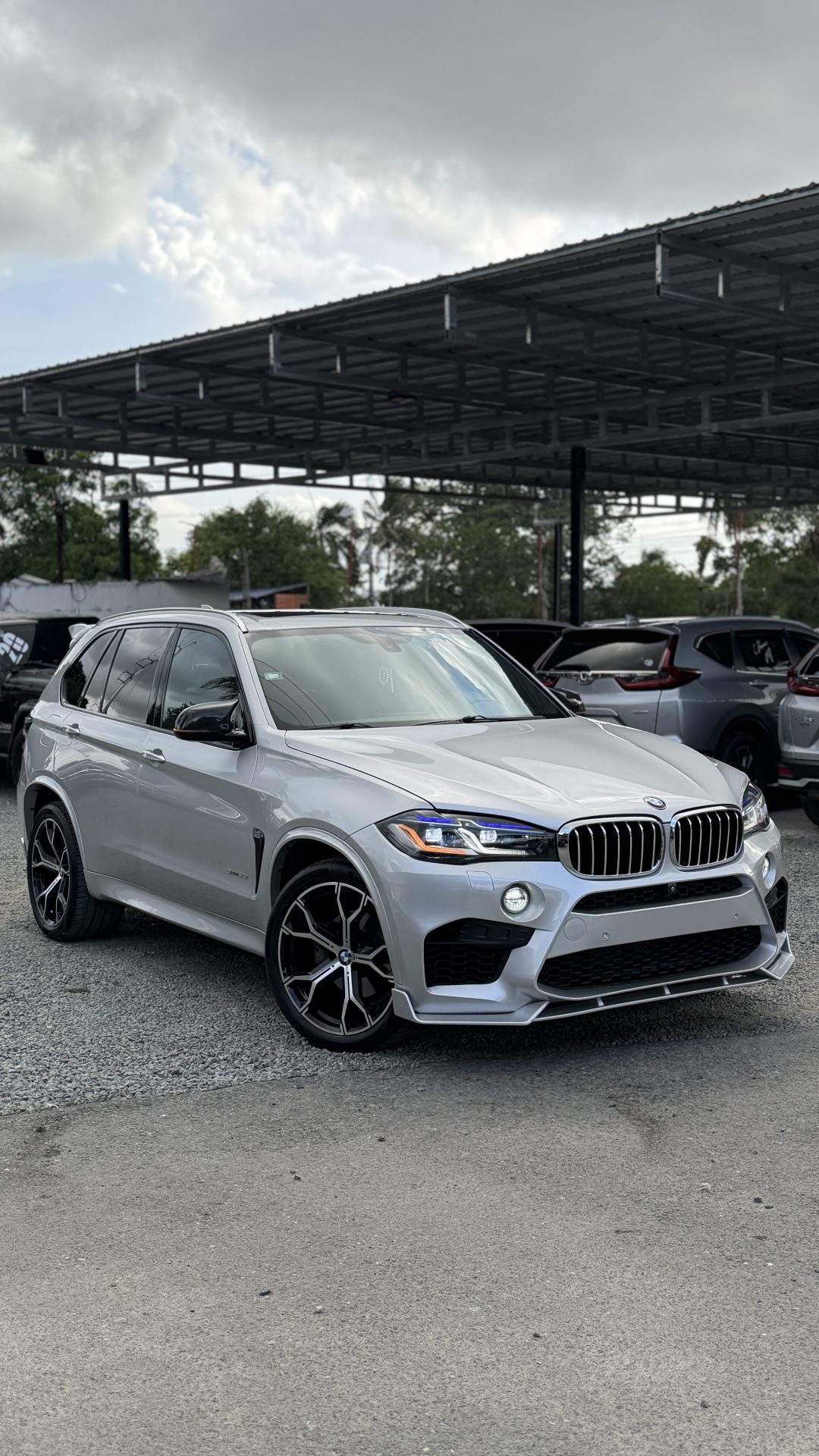 Vista 3 de BMW X5 Competition 2016