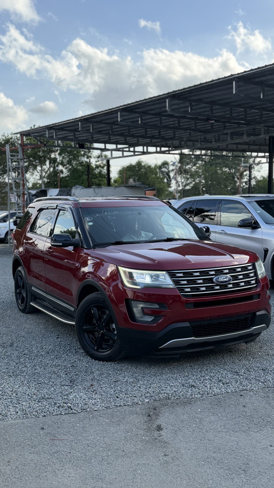 Vista 3 de Ford Explorer XLT 2016